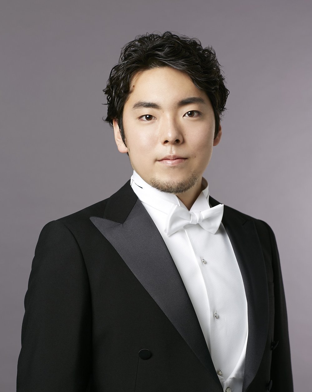 小池優介、指揮者・バリトン歌手
